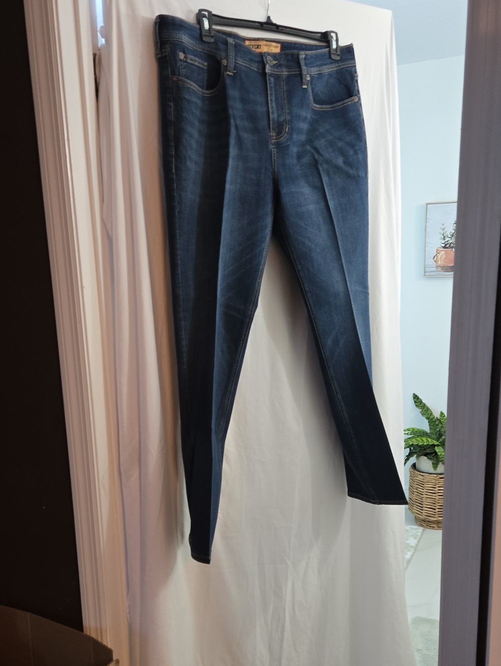 Seven7 Men's Indigo Slim Jeans